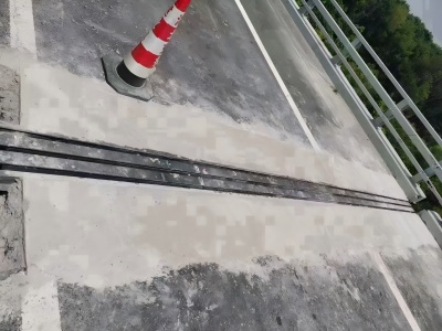 西昌镇伸缩缝更换后浇筑材料快速结构修补料速砼的产品特点及施工流程​